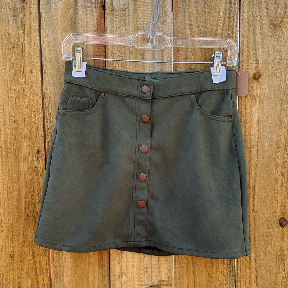 Wonder Nation Green Faux Suede Mini Skirt Size Small